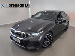 Grå Begagnad 2024 BMW 530e M Sport Sedan | 649 000 kr (Superpris)