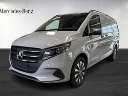 Grå (vit) Ny 2025 Mercedes Vito Minibuss | 723 750 kr (Bra pris)