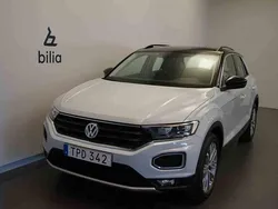 Vit Begagnad 2018 VW T-Roc SUV | 179 500 kr