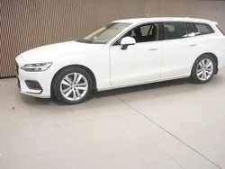Vit Begagnad 2018 Volvo V60 Momentum Kombi | 239 700 kr (Marknadspris)