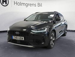 Agate black Begagnad 2023 Ford Focus Active Halvkombi | 194 800 kr (Marknadspris)