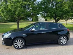 Svart Begagnad 2014 Alfa Romeo Giulietta Distinctive Halvkombi | 89 000 kr