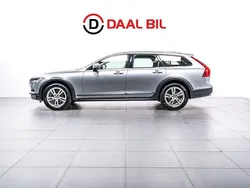Silver Begagnad 2018 Volvo V90 CC Plus Kombi | 239 700 kr (Bra pris)