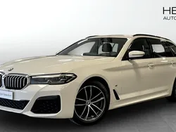 Vit (white) Begagnad 2020 BMW 520 M Sport Kombi | 358 700 kr (Marknadspris)