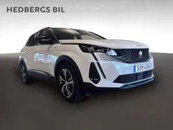 Vit Begagnad 2023 Peugeot 3008 GTi SUV | 299 900 kr (Marknadspris)