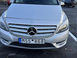 Silver Begagnad 2012 Mercedes B180 Minibuss | 92 900 kr (Bra pris)