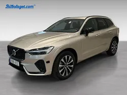 Grå Begagnad 2024 Volvo XC60 Plus SUV | 547 900 kr (Dyr)