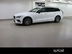 Vit Begagnad 2019 Volvo V60 R-Design Kombi | 239 900 kr (Superpris)