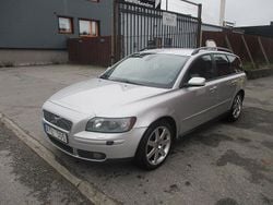 Ljusgrå Begagnad 2006 Volvo V50 Summum Kombi | 19 900 kr (Bra pris)