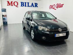 Svart Begagnad 2010 VW Golf VI Halvkombi | 79 900 kr (Marknadspris)