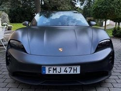 Grå Begagnad 2022 Porsche Taycan GTS Sport Turismo Sedan | 770 000 kr