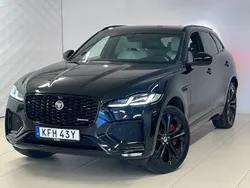 Svart Begagnad 2023 Jaguar F-Pace R-Dynamic SUV | 749 000 kr