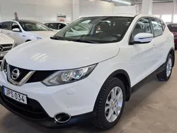 Vit Begagnad 2015 Nissan Qashqai SUV | 75 000 kr (Superpris)