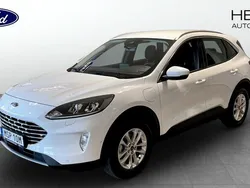 Vit (white) Begagnad 2022 Ford Kuga Titanium SUV | 269 900 kr (Marknadspris)
