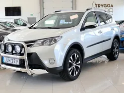 Vit Begagnad 2015 Toyota RAV4 SUV | 219 000 kr (Marknadspris)