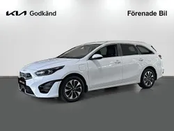 Vit Begagnad 2022 Kia Ceed Sportswagon Advance Kombi | 234 000 kr (Marknadspris)