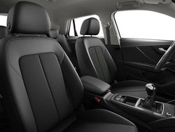 Vit (arkonavit) Ny 2025 Audi Q2 SUV | 330 000 kr (Marknadspris)