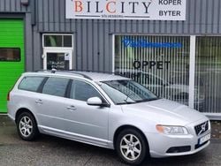 Ljusgrå (grå) Begagnad 2012 Volvo V70 Momentum Kombi | 79 900 kr (Bra pris)