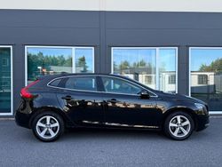 Begagnad 2014 Volvo V40 Summum Kombi | 129 400 kr (Dyr)