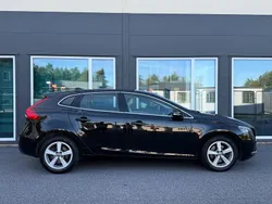 Begagnad 2014 Volvo V40 Summum Kombi | 129 400 kr (Dyr)