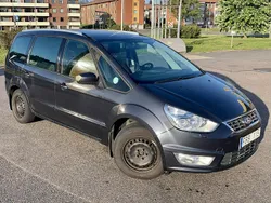 Grå Begagnad 2010 Ford Galaxy Trend Minibuss | 26 000 kr