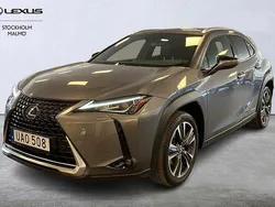 Grå Begagnad 2019 Lexus UX 250h SUV | 269 000 kr (Marknadspris)