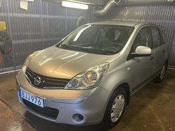 Silver Begagnad 2010 Nissan Note Minibuss | 40 500 kr (Bra pris)