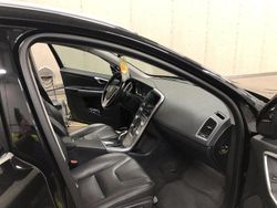 Svart Begagnad 2017 Volvo XC60 Standard SUV | 214 000 kr (Marknadspris)