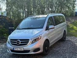 Silver Begagnad 2017 Mercedes V220 Minibuss | 395 000 kr (Marknadspris)