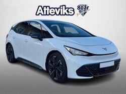 Vit Begagnad 2025 Cupra Born e-Boost Halvkombi | 409 900 kr