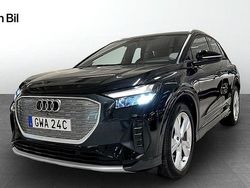 Svart Begagnad 2023 Audi Q4 e-tron Advanced Plus SUV | 399 000 kr (Bra pris)