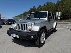 Silver Begagnad 2010 Jeep Wrangler Unlimited Sahara SUV | 189 900 kr (Marknadspris)