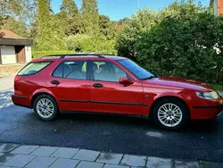Röd Begagnad 2004 Saab 9-5 Kombi | 27 500 kr (Marknadspris)