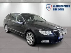Svart Begagnad 2012 Skoda Superb Elegance Kombi | 43 000 kr (Marknadspris)