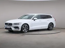 Vit Begagnad 2022 Volvo V60 Inscription Kombi | 289 000 kr (Bra pris)