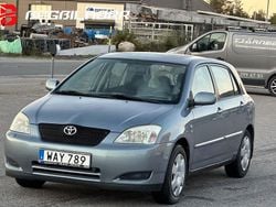 Blå Begagnad 2004 Toyota Corolla Halvkombi | 57 500 kr (Dyr)