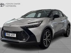 Silver Ny 2025 Toyota C-HR Executive SUV | 507 500 kr