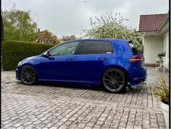 Blå Begagnad 2014 VW Golf VII R Halvkombi | 270 000 kr (Dyr)
