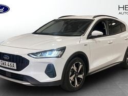 Frozen white Begagnad 2023 Ford Focus Active Halvkombi | 199 900 kr (Bra pris)