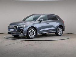 Grå Begagnad 2022 Audi Q3 Proline SUV | 355 000 kr (Marknadspris)