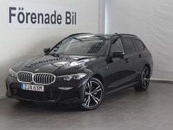 Svart Begagnad 2024 BMW 330e M Sport Kombi | 489 000 kr (Marknadspris)