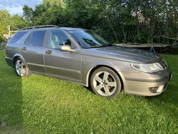 Grå Begagnad 2005 Saab 9-5 Aero Kombi | 28 000 kr (Lite dyr)