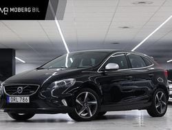 Svart Begagnad 2014 Volvo V40 R-Design Halvkombi | 189 900 kr (Marknadspris)