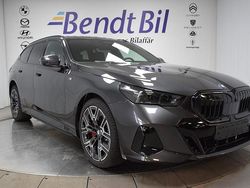 Grå Ny 2025 BMW 530e M Sport Kombi | 759 500 kr (Marknadspris)