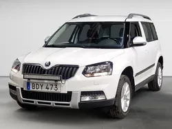 Vit Begagnad 2017 Skoda Yeti Outdoor SUV | 154 900 kr (Marknadspris)