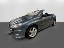 Mörkgrå Begagnad 2005 Peugeot 206 CC Cab | 29 000 kr