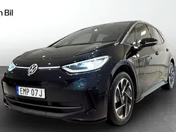 Svart Begagnad 2024 VW ID.3 Pro Performance Halvkombi | 429 900 kr