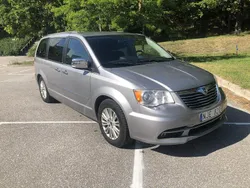 Grå Begagnad 2013 Lancia Voyager Minibuss | 135 000 kr (Lite dyr)