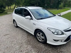 Vit Begagnad 2012 Hyundai i30 Kombi | 38 000 kr (Bra pris)