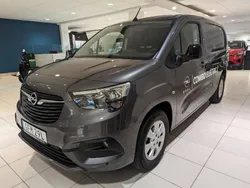 Grå Begagnad 2023 Opel Combo-e Life Van | 423 750 kr (Dyr)